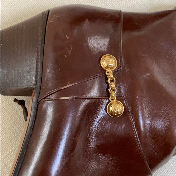 Boots - Picture 5 of 8